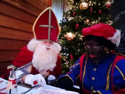 2018-12-06-sinterklaas-ladies-2.jpg
