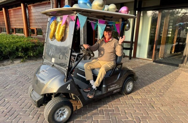 Vlaggetjesdag - Handicart Jan Simonis